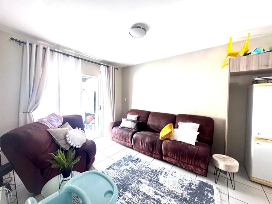 To Let 2 Bedroom Property for Rent in Waterval East North West